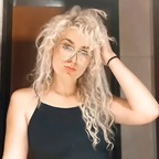 acidniah Profile Picture