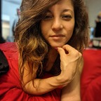 ayuminicole Profile Picture
