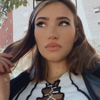 girlwiththeskirt Profile Picture