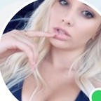 leahlak Profile Picture