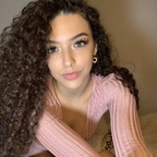 olyviasimone Profile Picture