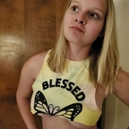 pluckypeaches Profile Picture