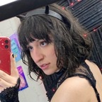 roxannerom Profile Picture