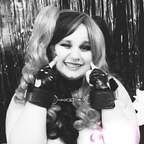 thecurvygeek Profile Picture
