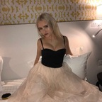 u170593702 Profile Picture