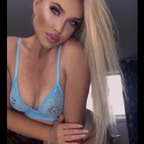 very_hot Profile Picture